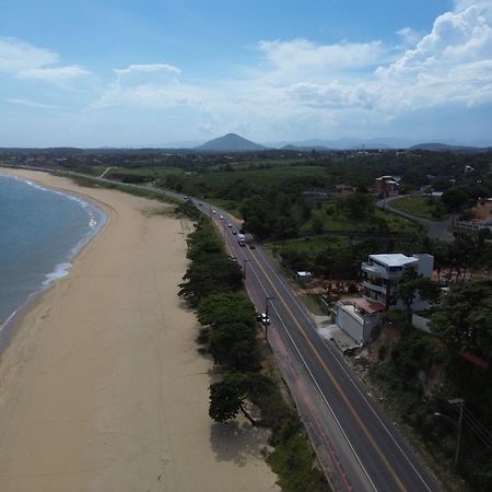 Ipe Amarelo - Frente Ao Mar Na Praia De Meaipe, グアラパリー エクステリア 写真