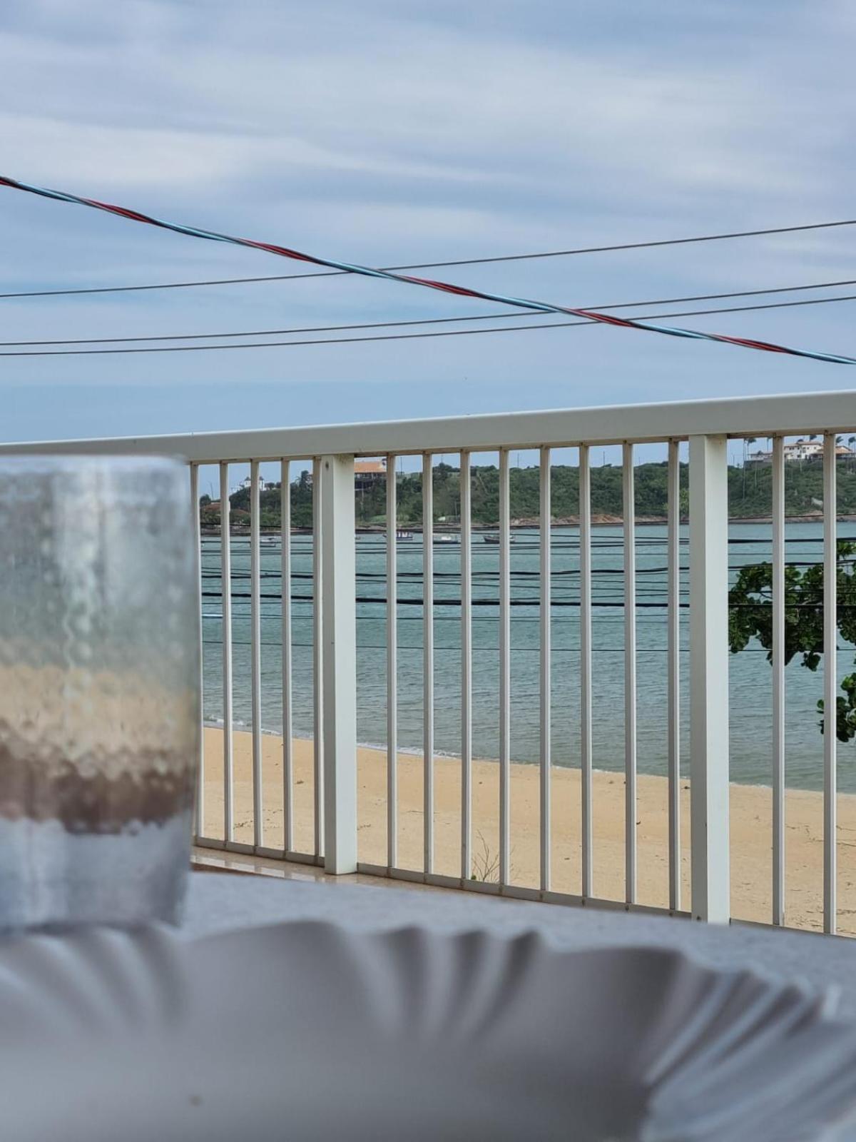 Ipe Amarelo - Frente Ao Mar Na Praia De Meaipe, グアラパリー エクステリア 写真
