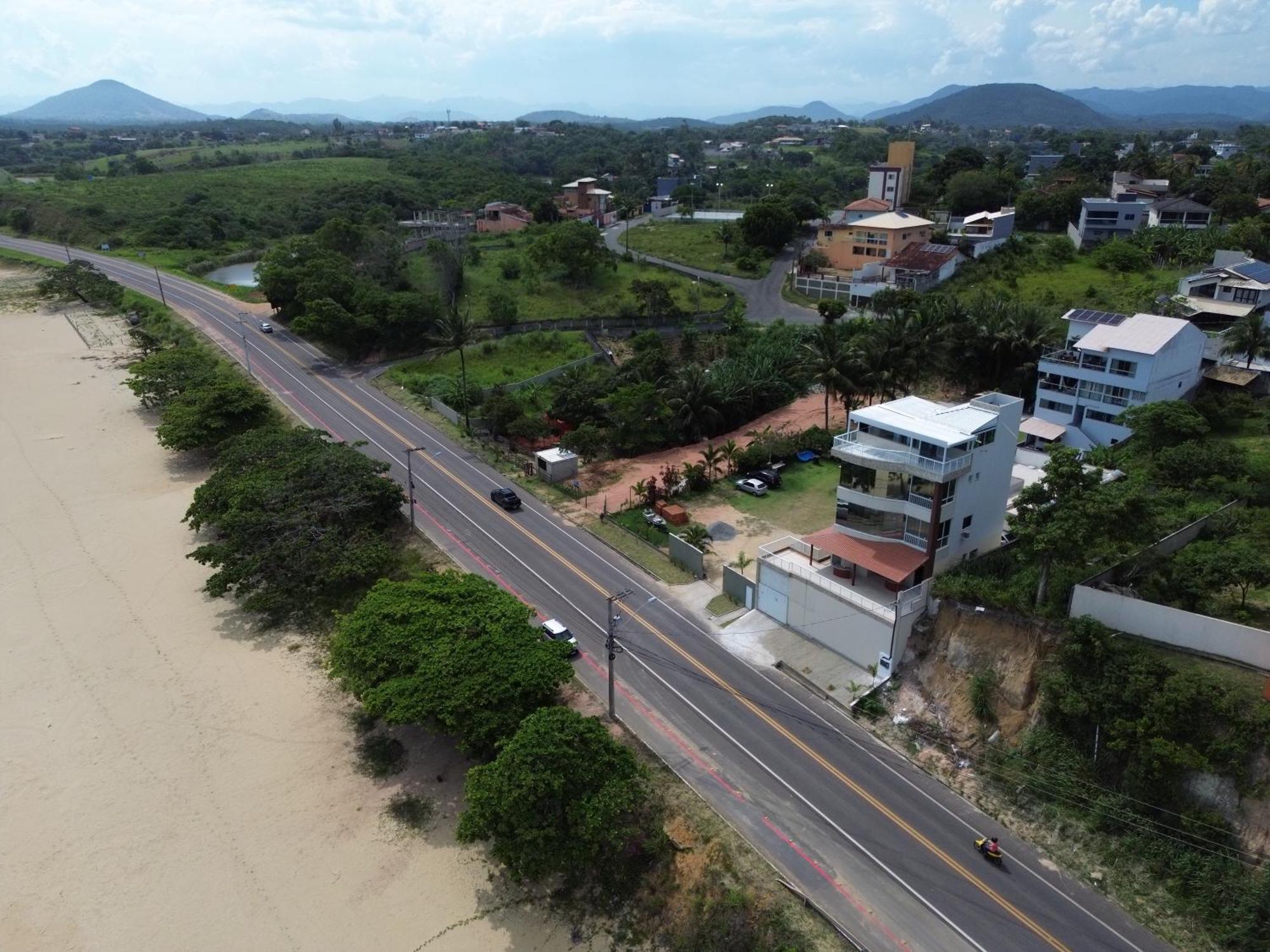 Ipe Amarelo - Frente Ao Mar Na Praia De Meaipe, グアラパリー エクステリア 写真